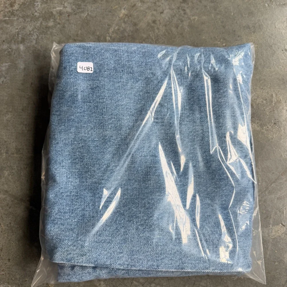 Vintage 80s 90s Levis 505 USA Made Medium Wash Denim Blue Jeans Mens 35x28 Red